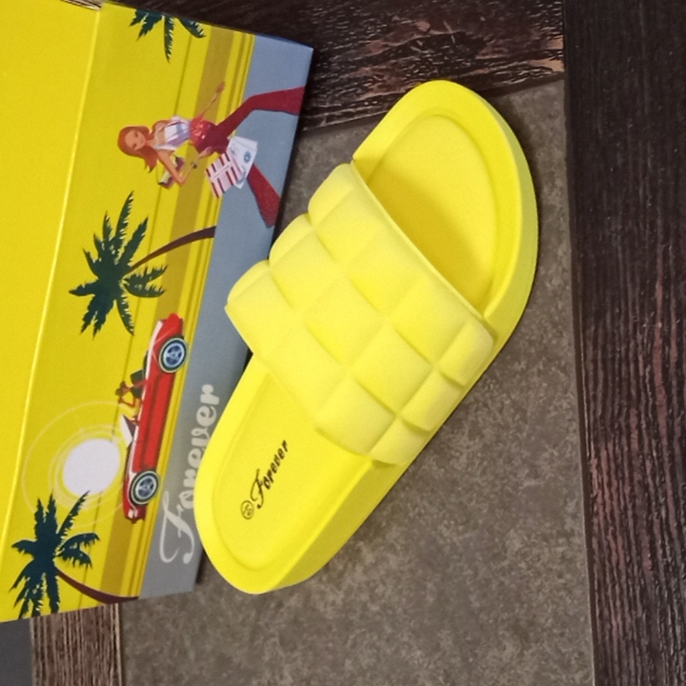 Yellow Slipers